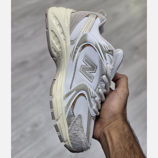 کفش نیوبالانس 530 سفید خاکی New Balance MR530HX
