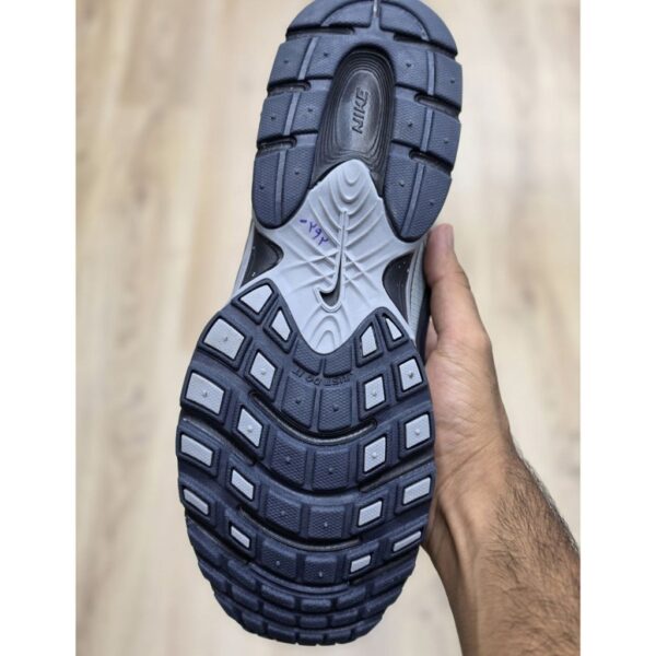 18049673 نایک وی فایو آر ان آر خاکستری سیلور مشکی Nike V5 RNR