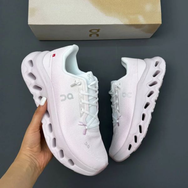 کفش آن رانینگ QC Loewe Cloudtilt یاسی سفید On Running QC Loewe Cloudtilt Lilac White