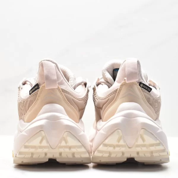 8709535 کفش هوکا کاها گورتکس HOKA KAHA 2 LOW GTX