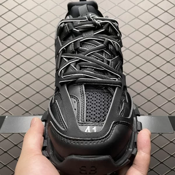 بالنسیاگا ترک Balenciaga Track Black