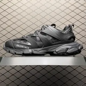 8712166 بالنسیاگا ترک Balenciaga Track Black
