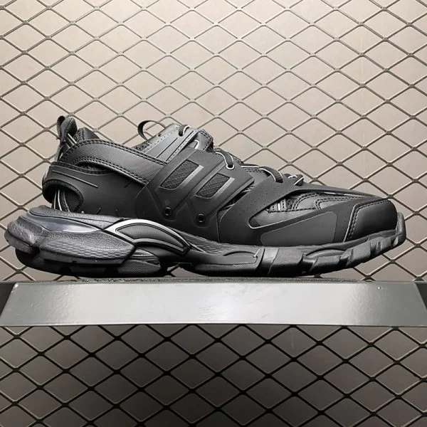 بالنسیاگا ترک Balenciaga Track Black