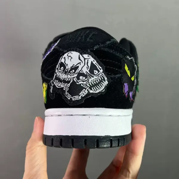 8746746 نایک اس بی دانک پرو نک فیس Nike SB Dunk Low Pro QS Neckface