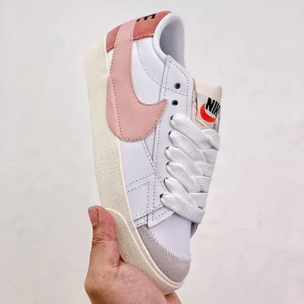 8773728 نایک بلیزر جامبو Nike Blazer Low 77 Jumbo White Pink Oxford سفید صورتی آکسفورد