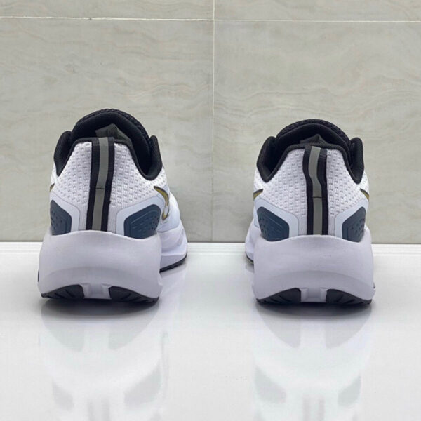 9152295 نایک ایر زوم وین فلو Nike Air Zoom Winflo V2