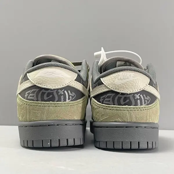 9461345 نایک اس بی دانک دورنبشر Nike SB Dunk Low Doernbecher