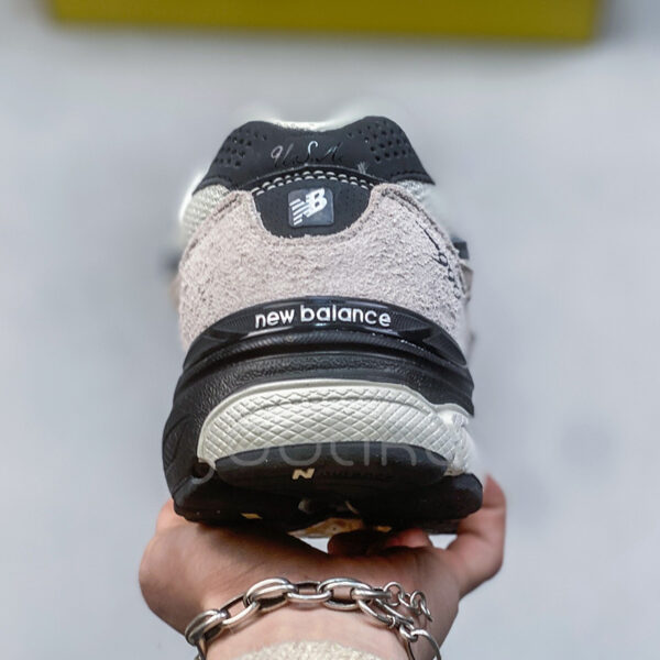 کفش نیوبالانس مردانه New Balance 990v3 MiUSA Teddy Santis Moonbeam