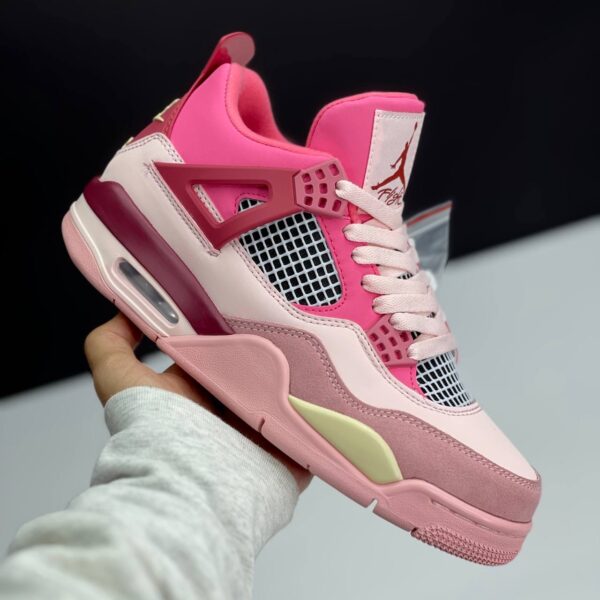 IMG_0371 کفش نایک ایر جردن ۴ رترو صورتی Nike Air Jordan 4 Retro Pink