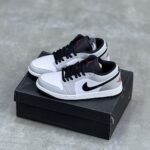 کفش نایک ایر جردن وان لو اسموک سفید طوسی Nike Air Jordan 1 Low Smoke White Grey