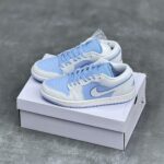 کفش نایک ایر جردن وان لو آبی یخی Nike Air Jordan 1 Low Ice Blue