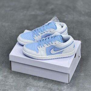 کفش نایک ایر جردن وان لو آبی یخی Nike Air Jordan 1 Low Ice Blue