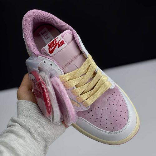 IMG_1528-500x500-1 کفش نایک جردن ۱ لو تراویس اسکات صورتی Nike Air Jordan 1 Low Travis Scott Pink
