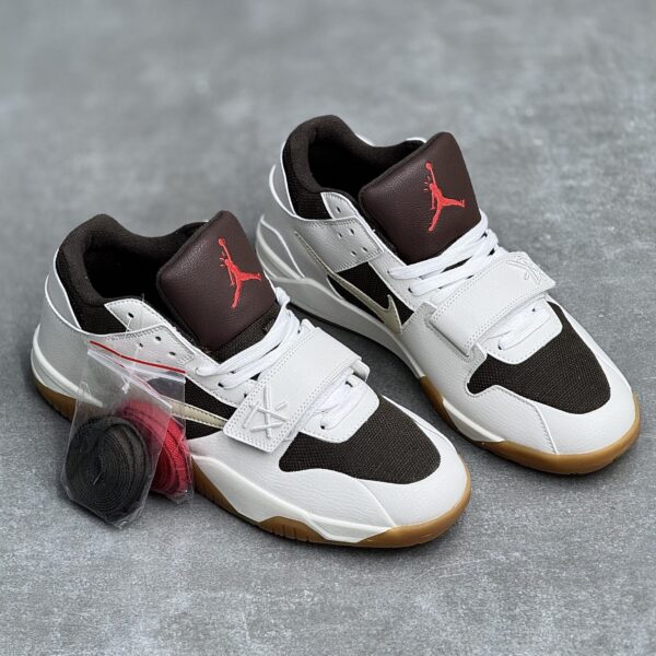 کفش نایک تراویس اسکات جامپ‌ من موکا Nike Travis Scott Jumpman Mocha