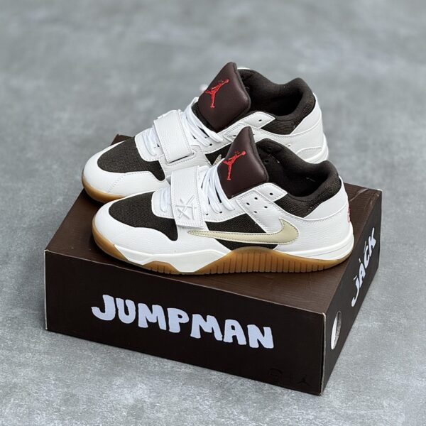 کفش نایک تراویس اسکات جامپ‌ من موکا Nike Travis Scott Jumpman Mocha