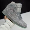 IMG_1788 کفش نایک ایر جردن وان ساقدار کاز طوسی Nike Air Jordan 1 High KAWS Grey