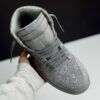 IMG_1789 کفش نایک ایر جردن وان ساقدار کاز طوسی Nike Air Jordan 1 High KAWS Grey