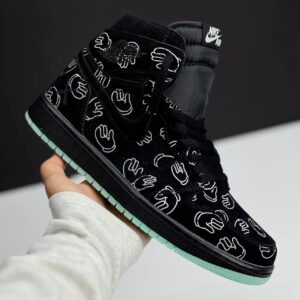 IMG_1792 کفش نایک ایر جردن وان ساقدار کاز مشکی Nike Air Jordan 1 High KAWS Black