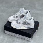 کفش نایک ایر جردن 4 رترو طوسی نقره ای Nike Air Jordan 4 Retro Grey Silver