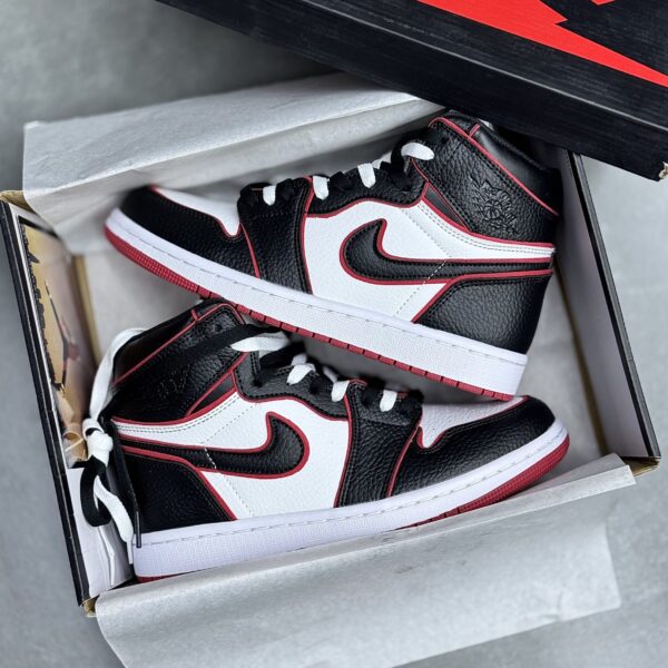 کفش نایک ایر جردن وان ساقدار رترو سفید مشکی قرمز Nike Air Jordan 1 High Retro White Black Red