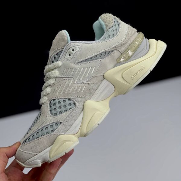 کتونی نیوبالانس ۹۰۶۰ طوسی سبز New Balance 9060 Grey Green