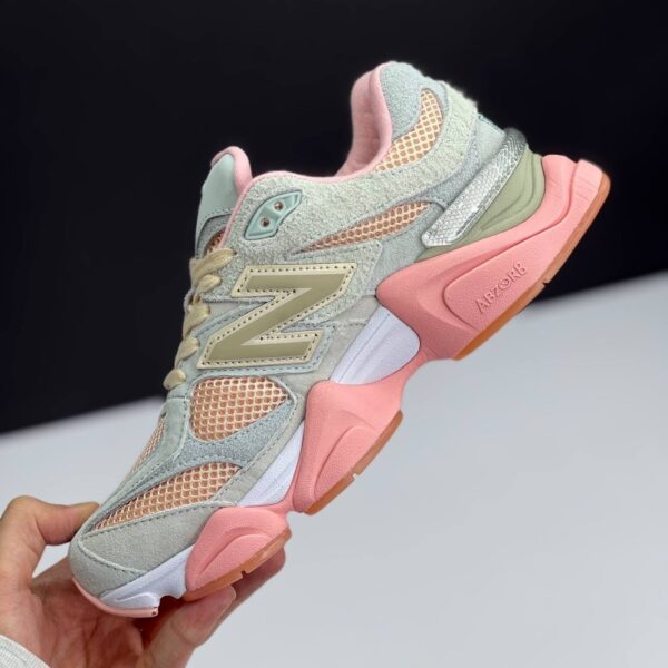 IMG_2299 کتونی نیوبالانس ۹۰۶۰ طوسی صورتی New Balance 9060 Gray Pink