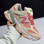 کتونی نیوبالانس ۹۰۶۰ صورتی  New Balance 9060 Pink