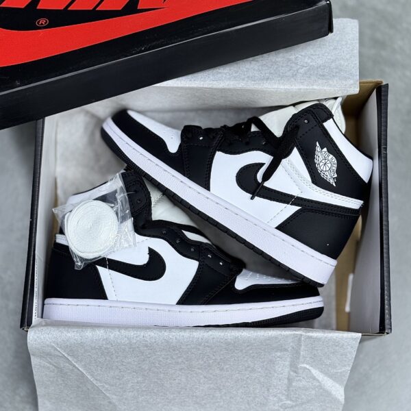 IMG_3131-scaled-1 کفش نایک ایر جردن وان ساقدار پاندا Nike Air Jordan 1 High Panda