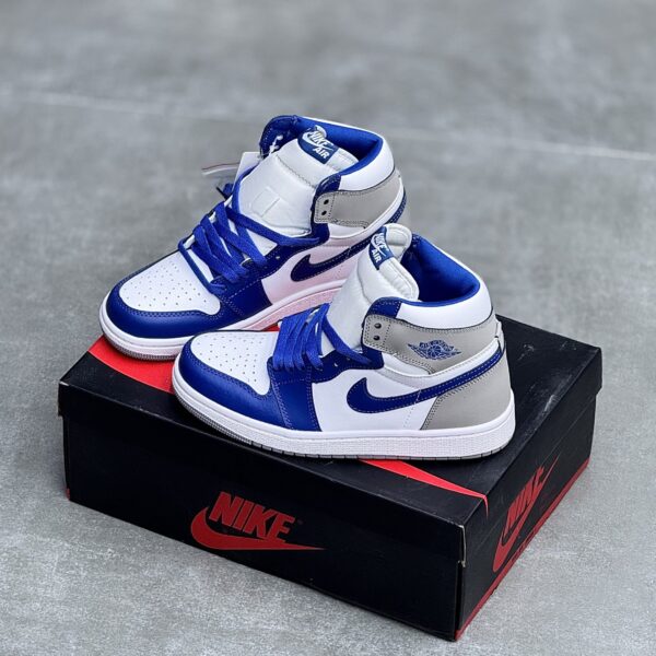 IMG_3865-scaled-1 کفش نایک ایر جردن وان ساقدار آبی طوسی Nike Air Jordan 1 High Blue Grey
