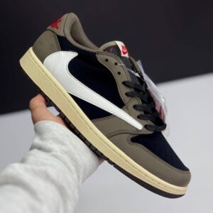 کفش نایک ایر جردن ۱ لو تراویس اسکات دارک موکا Nike Air Jordan 1 Low Travis Scott Dark Mocha