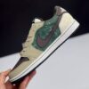 IMG_4191 کفش نایک ایر جردن ۱ لو تراویس اسکات سبز قهوهای Nike Air Jordan 1 Low Travis Scott Green Brown
