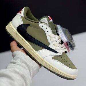 کفش نایک ایر جردن وان لو تراویس اسکات مدیوم الیو Nike Air Jordan 1 Low Travis Scott Medium Olive