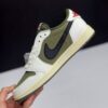 کفش نایک ایر جردن وان لو تراویس اسکات مدیوم الیو Nike Air Jordan 1 Low Travis Scott Medium Olive