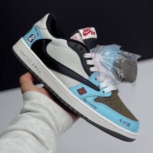 کفش نایک ایر جردن ۱ لو تراویس اسکات بی‌ ام‌ و Nike Air Jordan 1 Low Travis Scott BMW