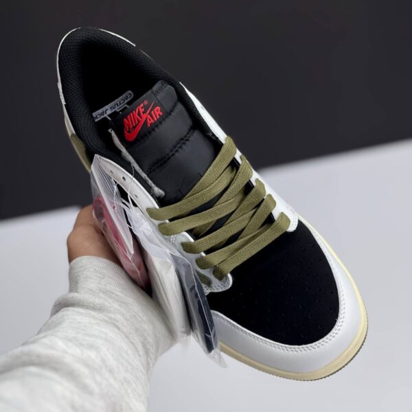 کفش نایک ایر جردن ۱ لو تراویس اسکات الیو Nike Air Jordan 1 Low Travis Scott Olive