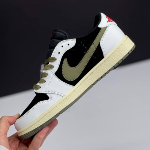 کفش نایک ایر جردن ۱ لو تراویس اسکات الیو Nike Air Jordan 1 Low Travis Scott Olive
