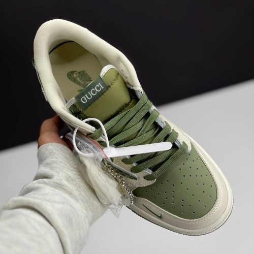 کفش نایک ایر جردن وان لو تراویس اسکات گوچی Jordan 1 Low Travis Scott x Gucci