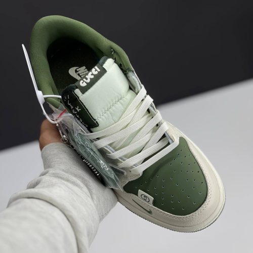 کفش نایک ایر جردن وان لو تراویس اسکات گوچی Travis Scott x Nike Air Jordan 1 Low Gucci