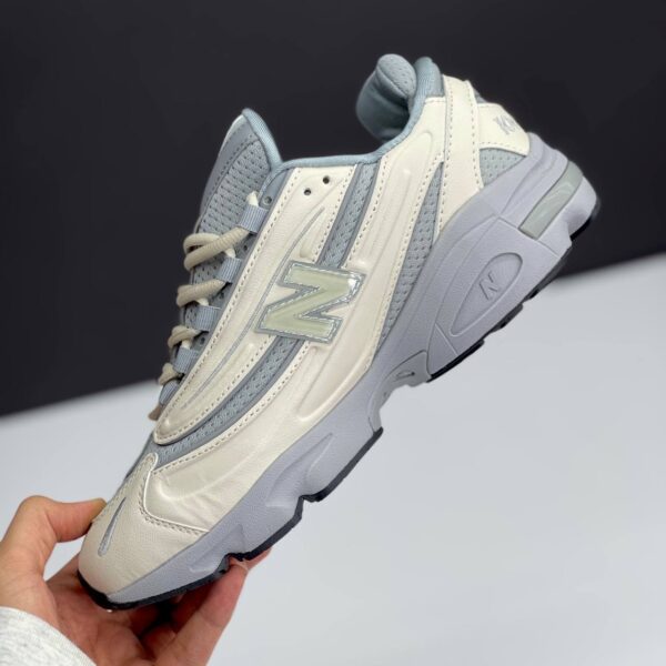 IMG_5337 کفش نیوبالانس ۱۰۰۰ کرم New Balance 1000 Cream