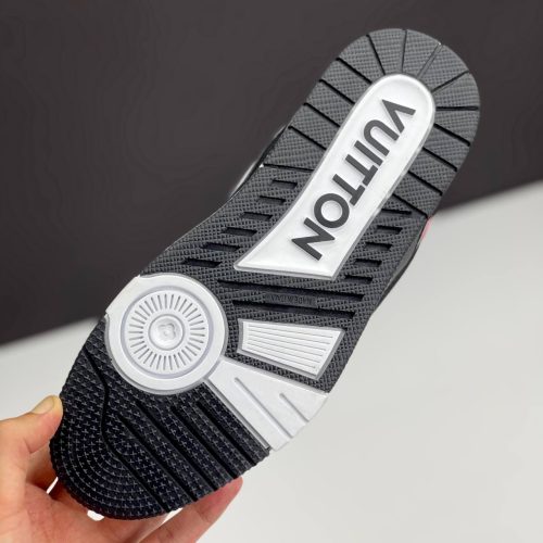کفش لویی ویتون نایک مشکی سفید Louis Vuitton x Nike Black White