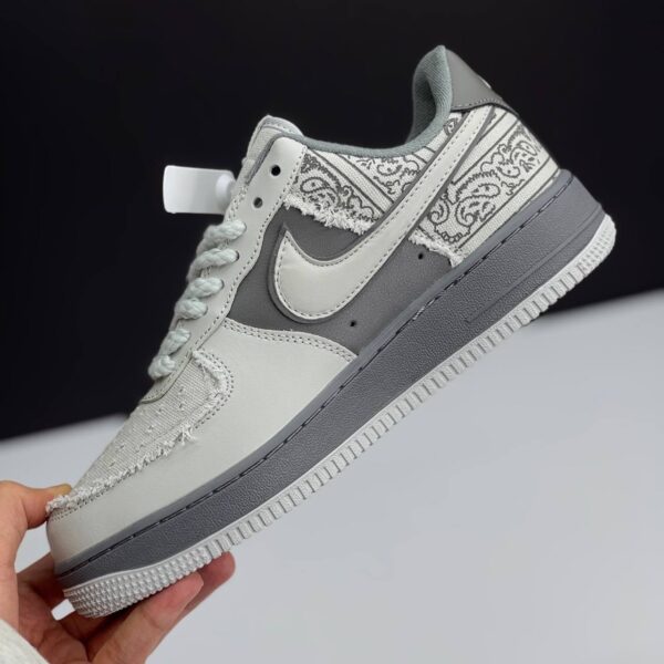 IMG_6142 نایک ایر فورس وان بیگ بنگ طوسی Nike Air Force 1 Big Bang Grey