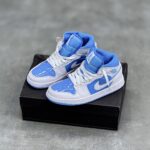 کفش نایک ایر جردن وان ساقدار لجند آبی Nike Air Jordan 1 High Legend Blue
