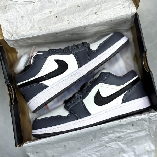 کفش نایک ایر جردن وان سفید سیمانی Nike Air Jordan 1 White Cement