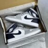 کفش نایک ایر جردن وان ساقدار گری اسکول Nike Air Jordan 1 High Grey School