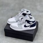 کفش نایک ایر جردن وان ساقدار گری اسکول Nike Air Jordan 1 High Grey School