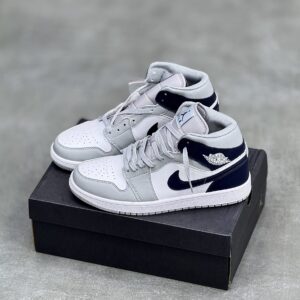 IMG_7222-1-scaled-1 کفش نایک ایر جردن وان ساقدار گری اسکول Nike Air Jordan 1 High Grey School