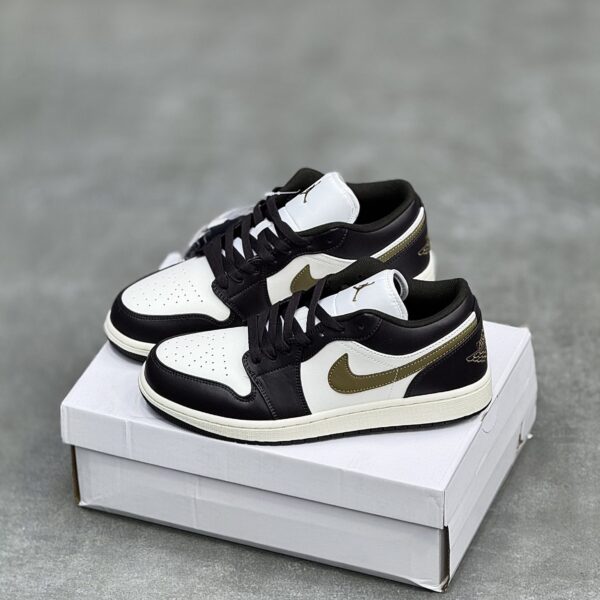 IMG_7261-scaled-6 کفش نایک ایر جردن وان مشکی سفید لجنی Nike Air Jordan 1 Black White Olive