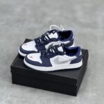 کفش نایک اس بی دانک لو سفید سرمه‌ای طوسی Nike SB Dunk Low White Navy Grey
