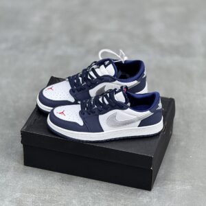 کفش نایک اس بی دانک لو سفید سرمه‌ای طوسی Nike SB Dunk Low White Navy Grey