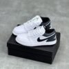 کفش نایک ایر جردن وان لو سفید طوسی Nike Air Jordan 1 Low White Grey